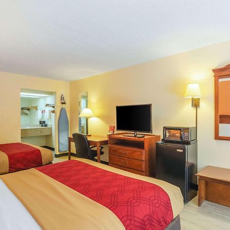 Econo Lodge Inn & Suites Gulfport Dış mekan fotoğraf